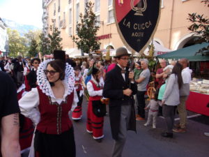 Costumes traditionnels des Alpes