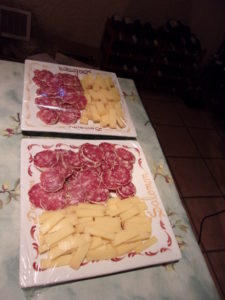 Saucisson et fromage locaux